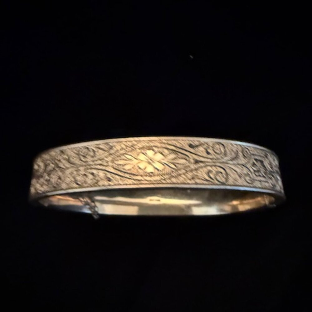 WINARD VINTAGE 12K GF ETCHED BANGLE BRACELET